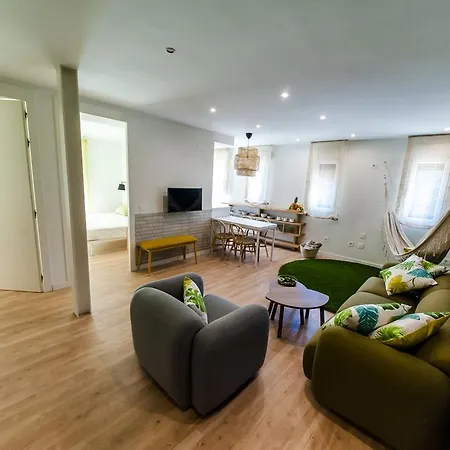 El Mirador Del Alcazar Aparthotel 4*