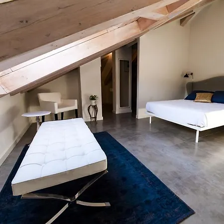Aparthotel El Mirador Del Alcazar Segovia
