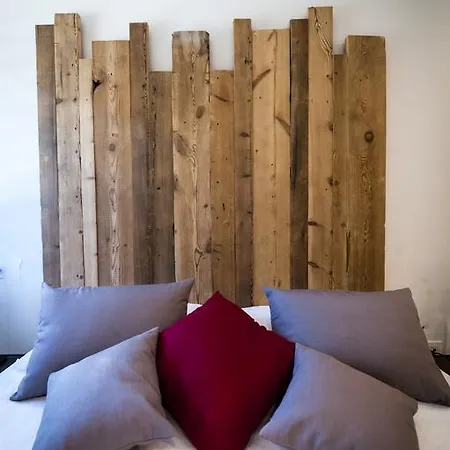 Aparthotel El Mirador Del Alcazar Segovia