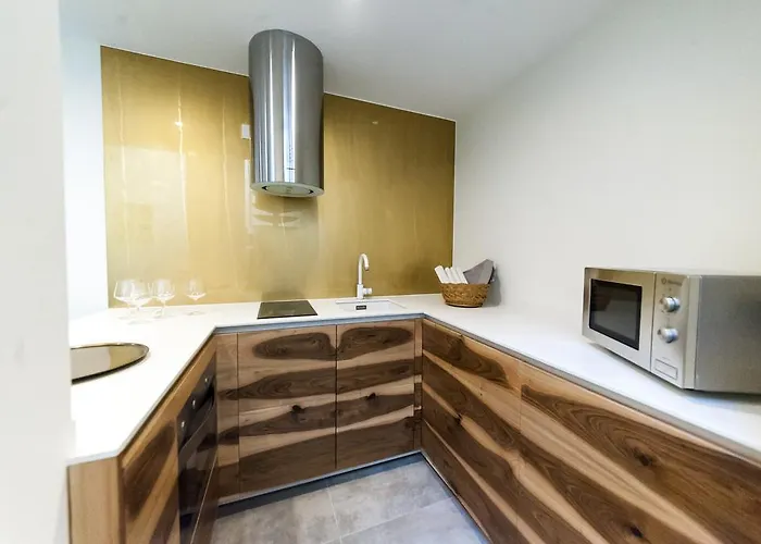 Aparthotel El Mirador Del Alcazar Segovia