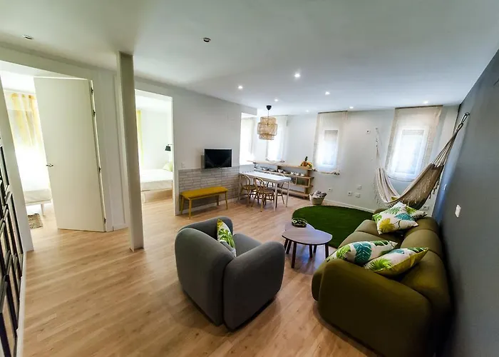 El Mirador Del Alcazar Aparthotel 4*