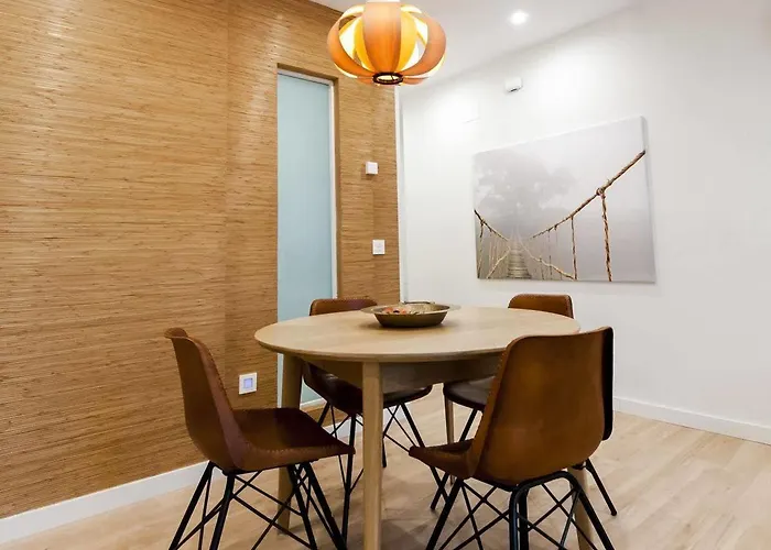 Apartmanhotel El Mirador Del Alcazar 4*